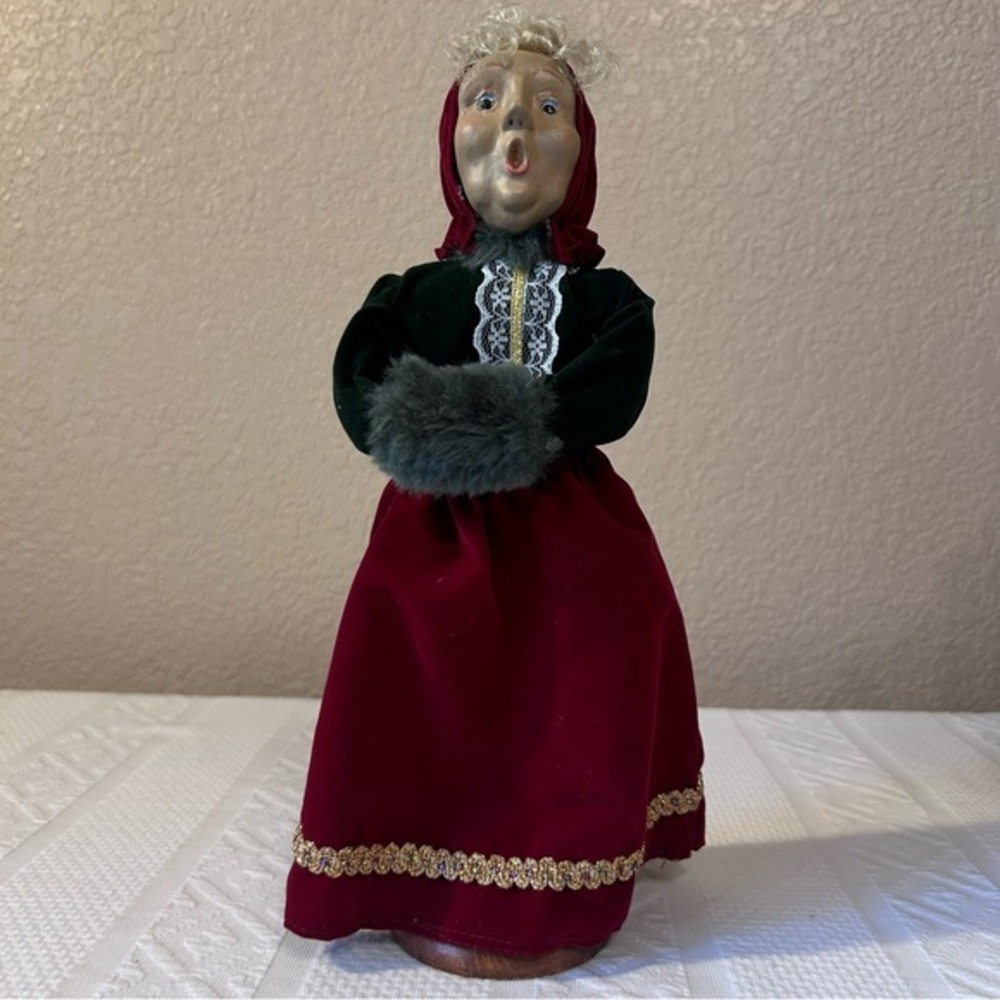 Christmas Open Mouth Caroler Lady with Hand‎ Muffler 12 Inch